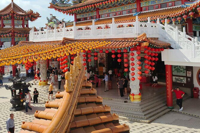 Private Half Day Kuala Lumpur City and Batu Caves Cultural Tour - Thean Hou Temple – A Feast for the Eyes