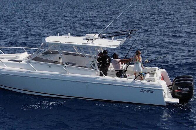 Private Half-Day Morning Bottom Fishing on Serendipity - An In-Depth Look at the Bottom Fishing Experience