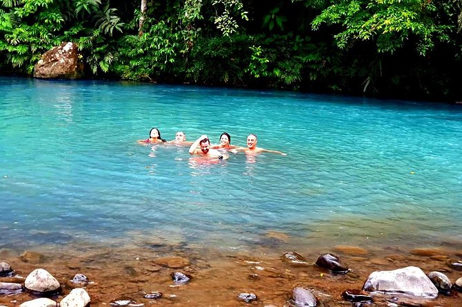 Private Half Day Nature Tour to Rio Celeste  - La Fortuna - Booking Information
