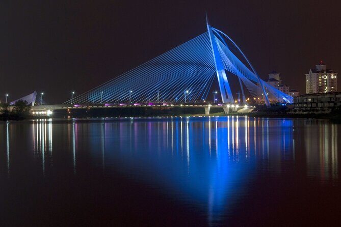 Private Half-Day Putrajaya Tour with Lake Cruise - Exploring the Itinerary: What You Can Expect