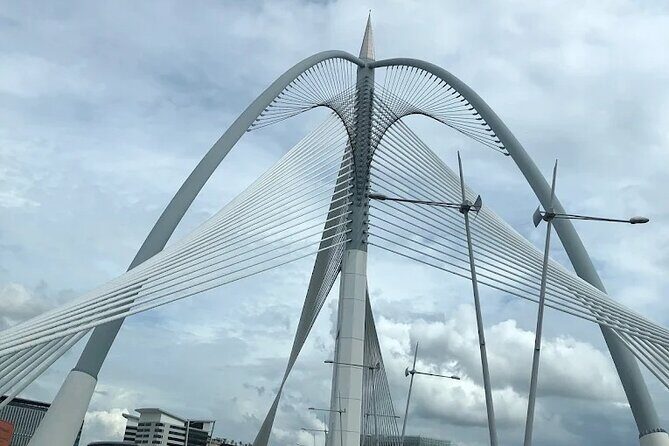 Private Half-Day Putrajaya Tour with Lake Cruise - Who Is This Tour Best For?