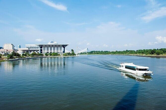 Private Half Day Putrajaya Tour with Lake Cruise Experience - What’s Included and What’s Not?