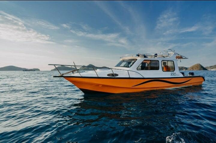 Private Half Day Speedboat Tour from Labuan Bajo - Kalong Island: the day’s sunset finale