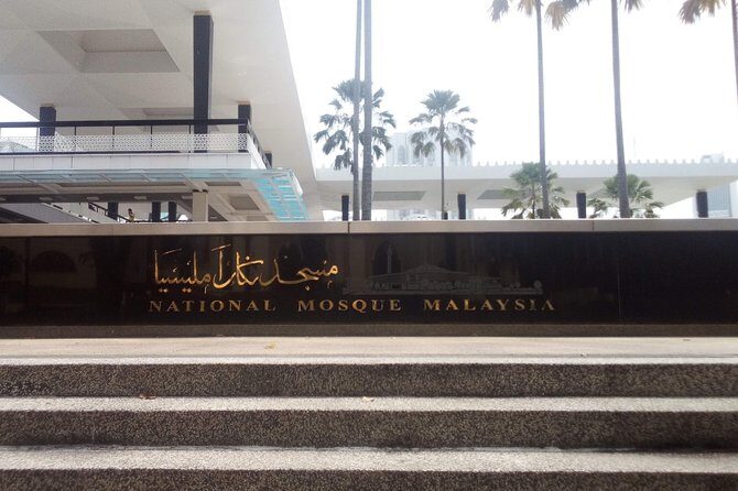 Private Half-Day Tour Batu Caves&Cultural in Kuala Lumpur - The Practical Side: What You Need to Know