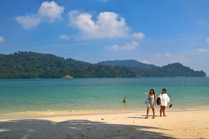 Private Half Day Tour in Private Island & Pregnant Lake Maiden - Location