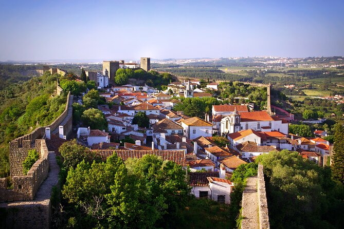 Private Half Day Tour to Obidos and Nazare - Itinerary Highlights