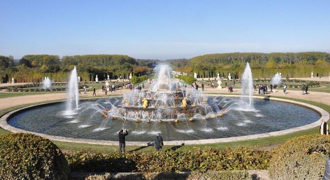 Private Half-Day Trip to Versailles From Paris With Macarons - Chauffeured Transportation in a Mercedes Vehicle