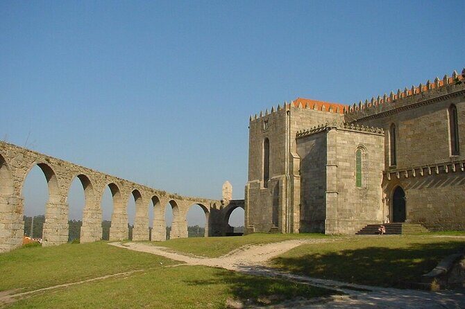 Private Half-Day TukTuk Tour All Around Vila do Conde - Good To Know