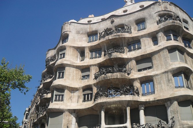 Private Half Day Walking Tour in Barcelona With Walking Pick up - The Sum Up