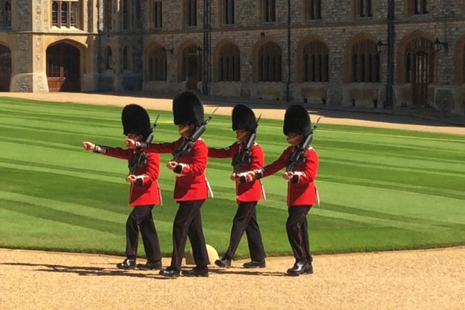 Private Half-Day Windsor Castle, Park and Old Town Tour From London - Overview and Tour Details