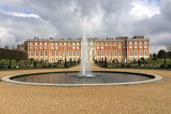 Private Hampton Court Palace Tour - Convenient Hotel Pickup and Drop-off