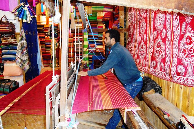 Private Handicrafts Guided Tour in Fez - Pickup Information