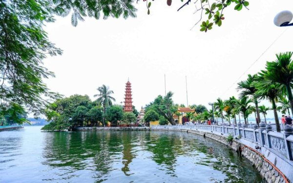 Private Hanoi City Tour Full Day With Experienced Guide - Meals and Dining Options