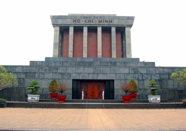 Private Hanoi City Tour Full Day With Experienced Guide - Important Participant Information