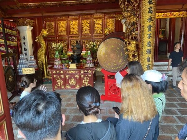 Private Hanoi Walking Tour With a Local Guide - Tips for an Enjoyable Tour