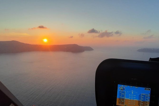Private Helicopter Sightseeing Tour Santorini 20 Minutes - up to 5 Passengers - Overview and Experience
