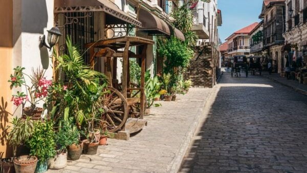 Private Heritage and Adventure: Vigan to Laoag Escapade - Common Questions