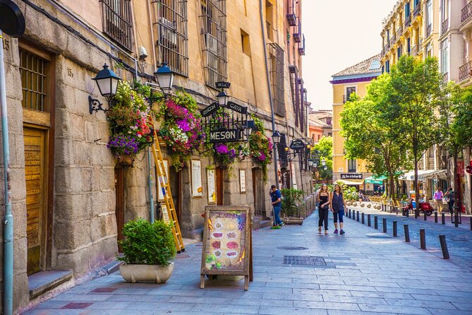 Private Hidden Gems Self-Guided Tour Game in Madrid - The Sum Up