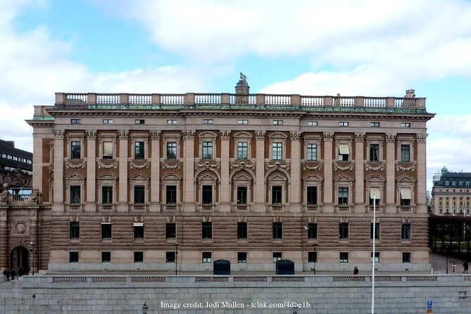 Private Highlights of Royal Stockholm - With Hot Chocolate! - Charming Old Town Streets
