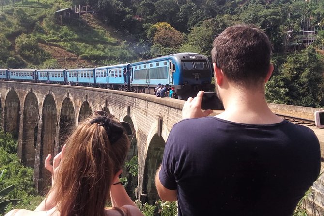 Private Hiking Adventure to the Little Adam's Peak And Nine Arches Bridge. - 4-star Reviews