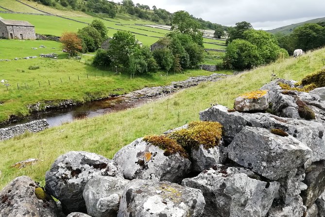 Private Hire: Yorkshire Dales From Leeds in 16 Seater Minibus - Common Questions