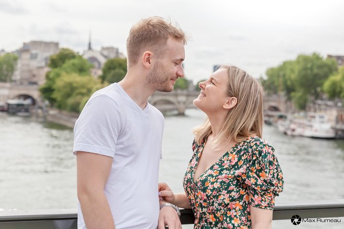 Private Historical Photo Tour in Paris - Price and Booking Information