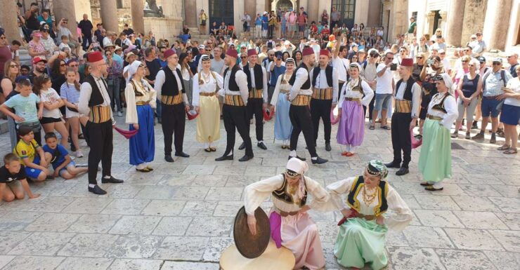 Private History Split Walking Tour - Booking Information