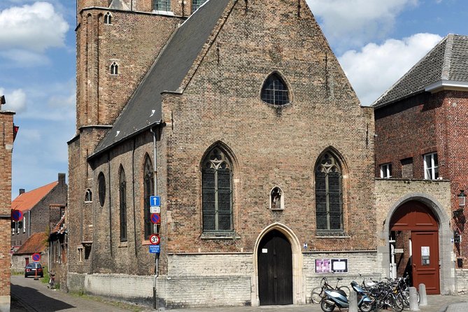 Private History Tour: the Story of Bruges and Its Hidden Gems - Overview of Bruges Rich History