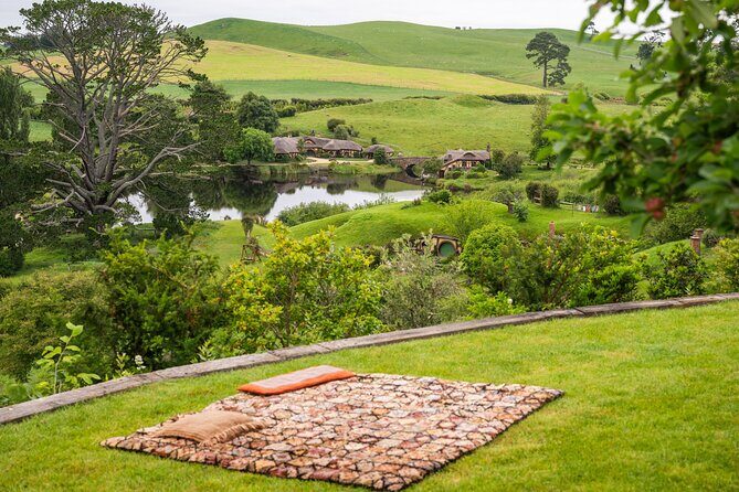 Private Hobbiton Behind the Scenes Tour Day Trip from Auckland - FAQ