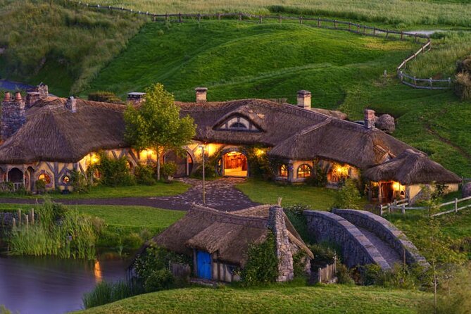 (Private) Hobbiton Movie Set Tour From Auckland - Tour Highlights