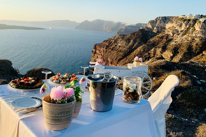 Private Horse Riding Experience With Romantic Picnic - Tailored Romantic Experience