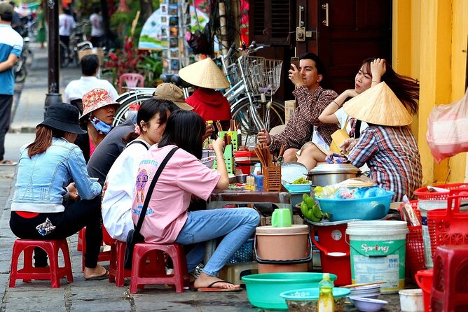 Private Hue Evening Foodie Cyclo Tour - Booking Information