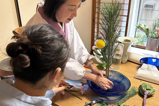 Private Ikenobo Ikebana Class at Local Teachers Home - Overview of the Ikenobo Ikebana Class