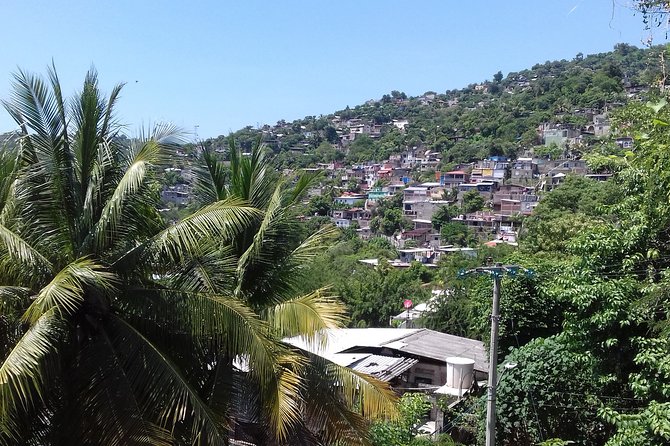 Private Ixtapa and Zihuatanejo City Tour - Cruise Along Playa Linda Boulevard
