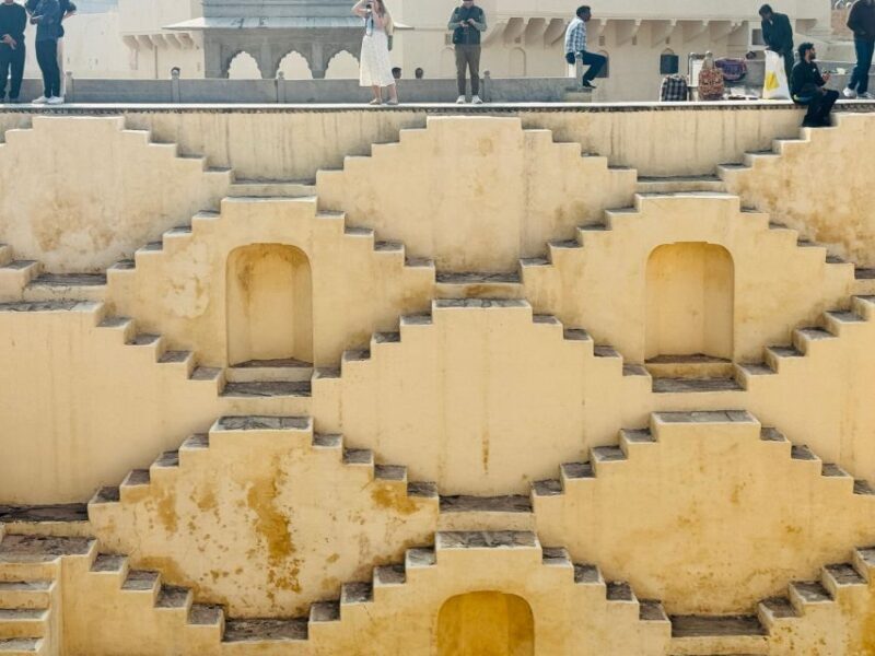 Private Jaipur City Sightseeing Guided Tour - Jantar Mantar: An Astronomical Marvel