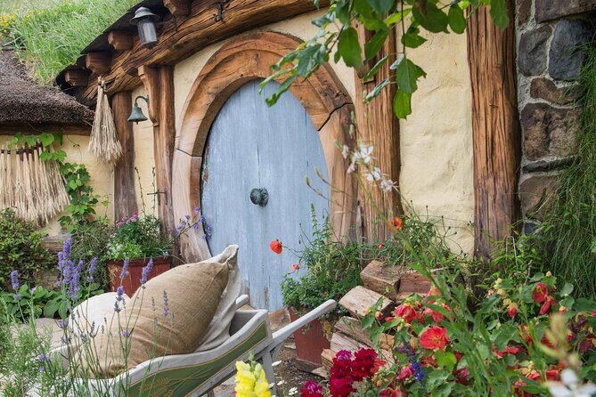 Private Journey to Middle-earth: Hobbiton Movie Set - Ex Auckland - An In-Depth Look at the Hobbiton Tour Experience