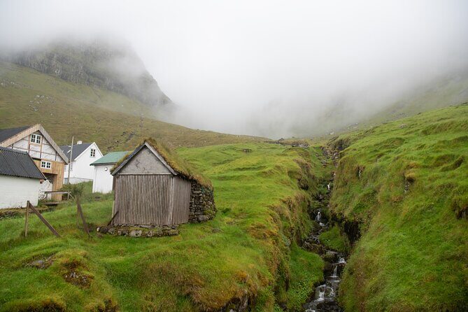 Private Kallur Lighthouse Hike - FAQ