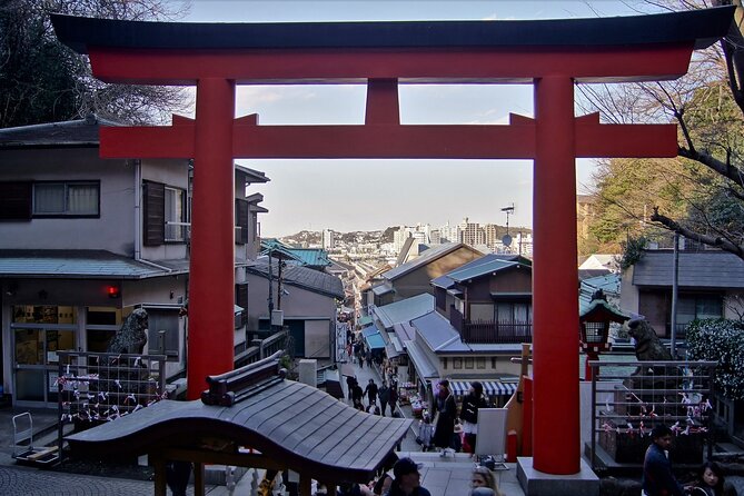 Private Kamakura and Enoshima Day Tour From Tokyo - Inclusions and Pickup Points