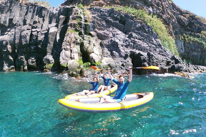 Private Kayak Tour in Câmara De Lobos - Meeting Point and Parking Space