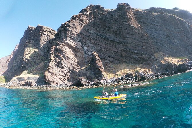 Private Kayak Tour in Câmara De Lobos - Confirmation and Accessibility
