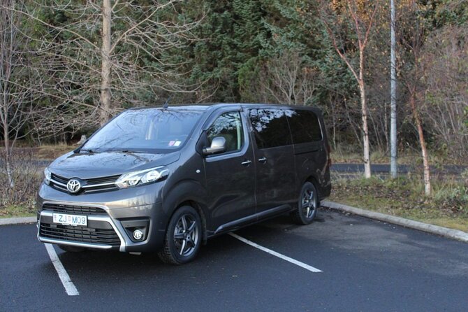 Private Keflavik Airport Transfer (Round Trip) - Inclusions and Exclusions