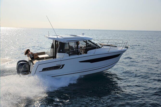 Private Key West Clothing Optional Charter - FAQ