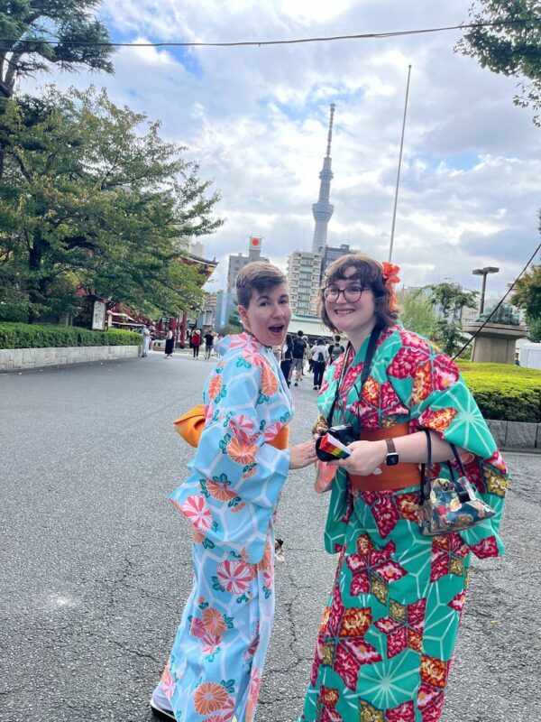 Private Kimono & Photo Tour in Asakusa with English Guide - Finding Asakusa’s everyday character