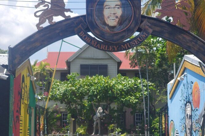 Private Kingston and Bob Marley Museum Tour from Ocho Rios - An In-Depth Look at the Tour Experience