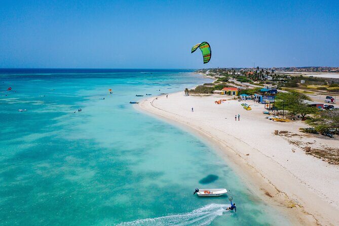 Private Kitesurfing Lessons in Aruba - An In-Depth Look at Kitesurfing in Aruba