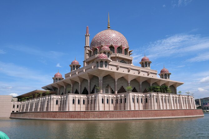 Private Kuala Lumpur City Tour Including Putrajaya & Batu Caves - Cancellation Policy