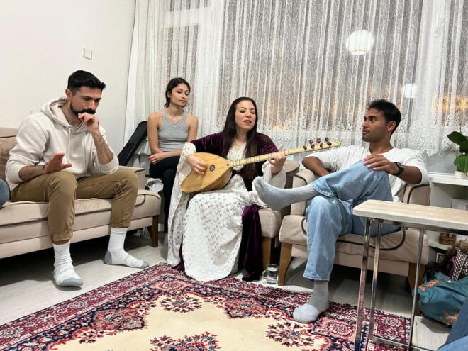 Private Kurdish Music Istanbul: Ancient Music Style Dengbeji - Learning From a Master Artist