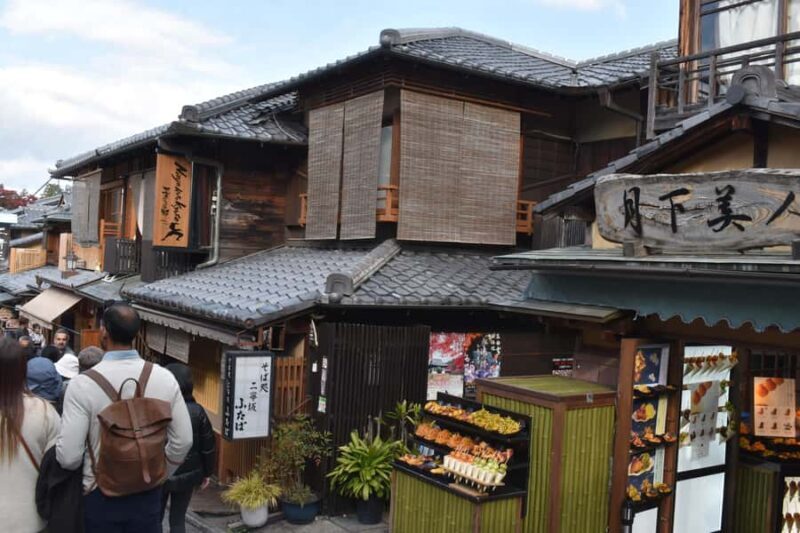 Private Kyoto Walk: Fushimi Inari, Kiyomizu-dera & Gion - FAQs