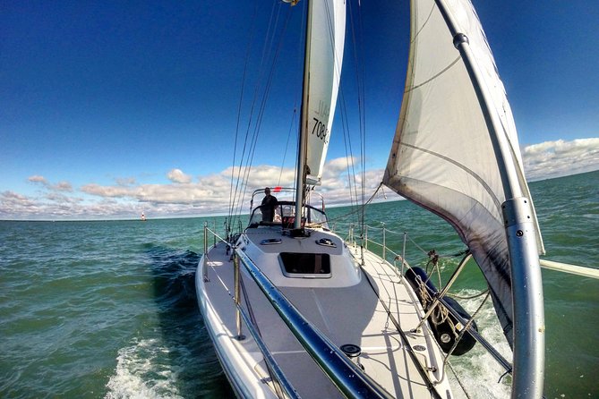 Private Lake Michigan Sailing Charter and Sightseeing Tour of Chicago - Common Questions