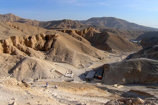 Private Layover Tour From Luxor Airport to Luxor East and West Banks With Lunch - Reservation and Payment Options